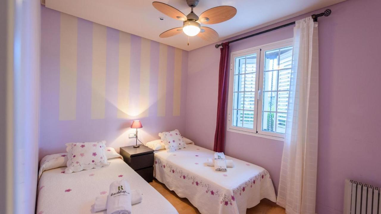 Casa Con Pista De Padel Castilblanco De Arroyos By Ruralidays Hébergement de vacances *