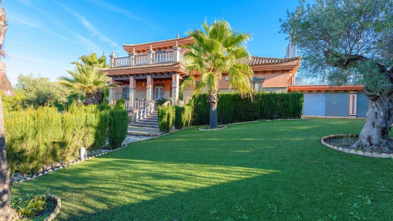 Сasa de vacaciones Casa Con Pista De Padel Castilblanco De Arroyos By Ruralidays *