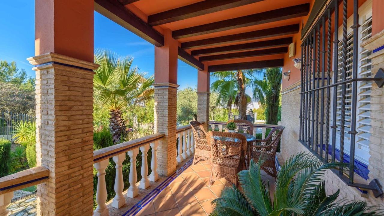 Casa Con Pista De Padel Castilblanco De Arroyos By Ruralidays Сasa de vacaciones Sevilla